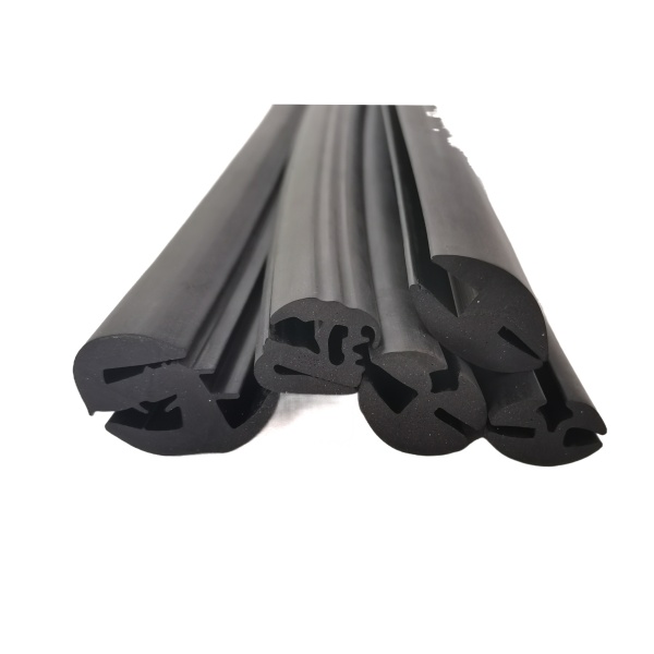 Solid rubber profile