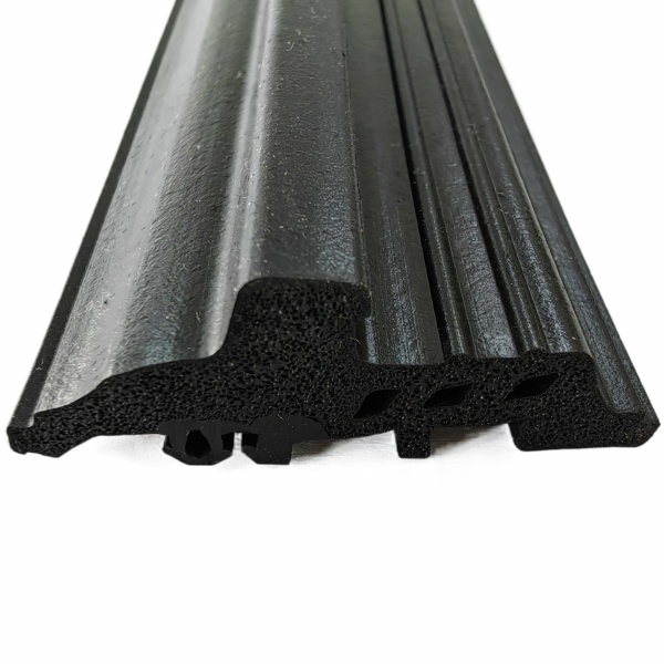 Dual hardness rubber profile