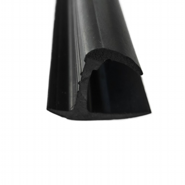 Dual hardness rubber extrusion
