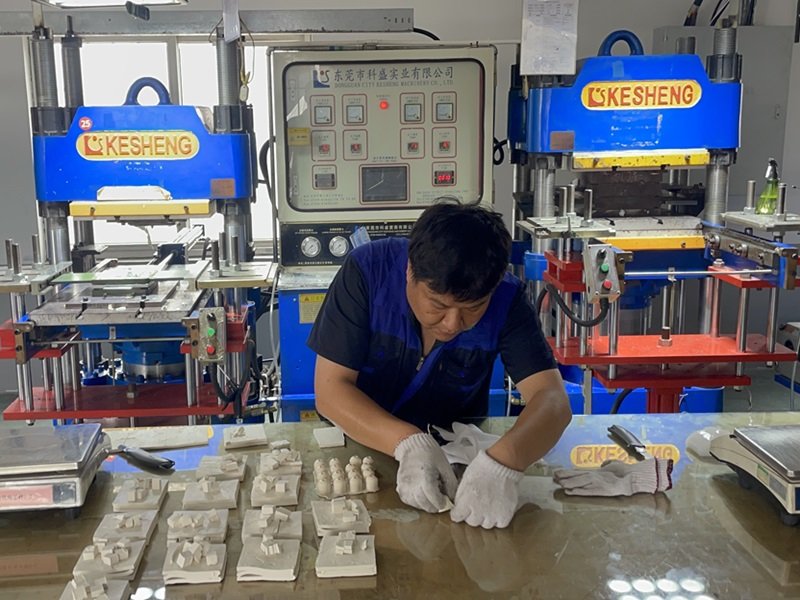 Custom Compression Molded Silicone Products