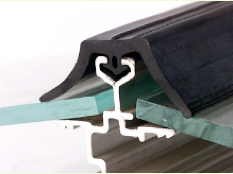 New High-Hardness Weather-Resistant Glass Sealing Strips Launched with Optimized Performance