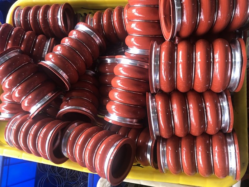 What Is a Silicone Hose and What Is It Used For?