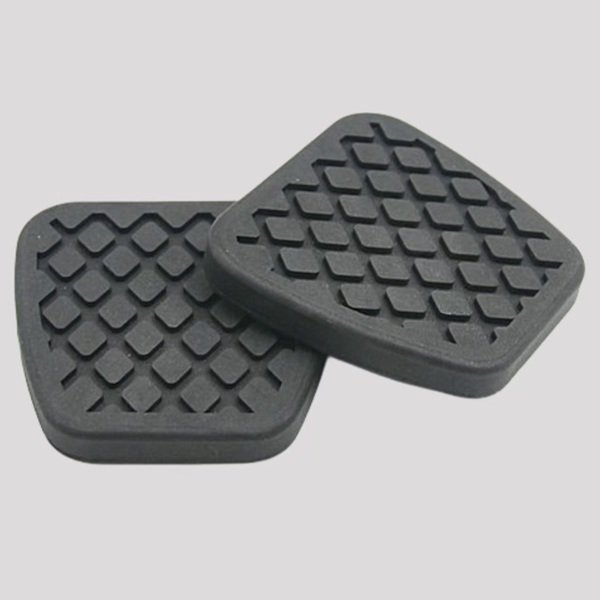 Non-slip accelerator pedal pad