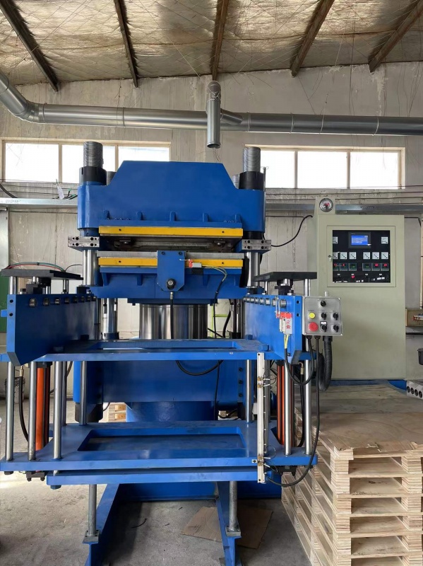 750-ton flat vulcanizing machine